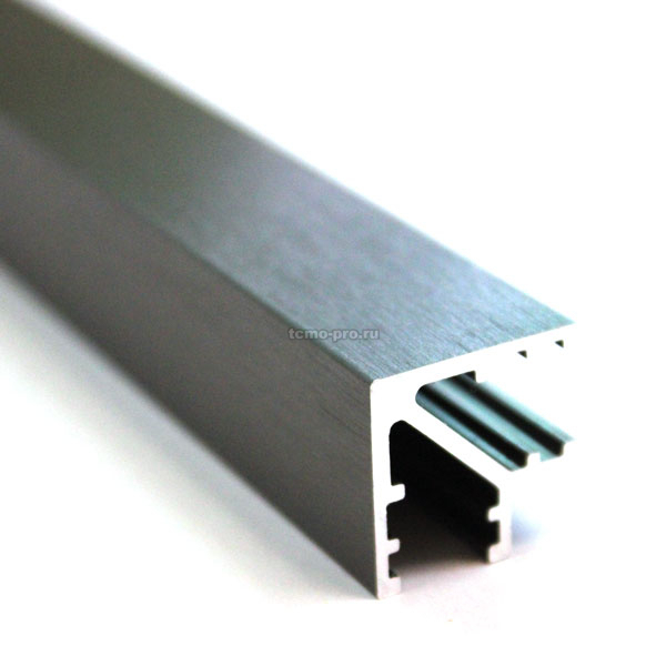 7675 Профиль угловой 90° для стекла 8 мм 2500 мм