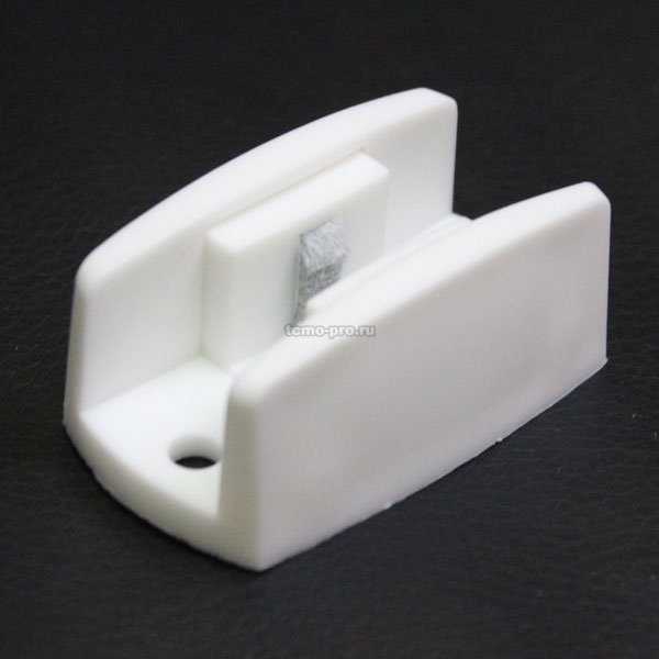 121-230 Направляющая пластик