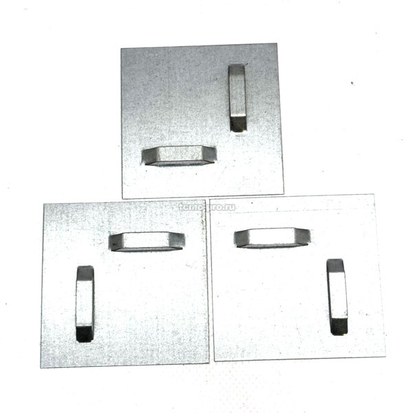 15-14 Скрытое крепление пластина для зеркал 70*70