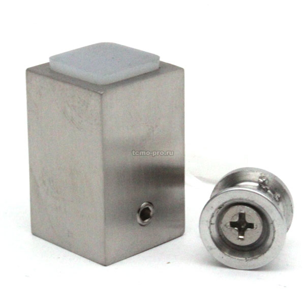 117-010 Стопор дверной